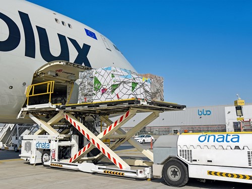 Firma dnata zvládá vysoké teploty v Dubaji během přepravy zboží podléhající rychlé zkáze