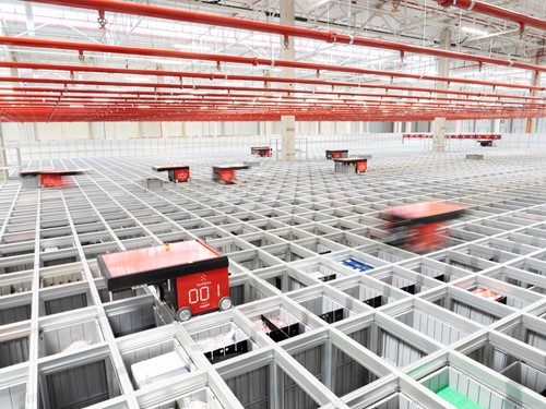 První zcela automatizované distribuční centrum DHL Supply Chain s technologií AutoStore ve střední a východní Evropě